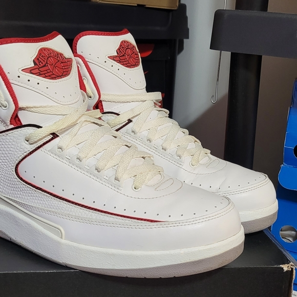 Air jordan 2's mids - Picture 9 of 11
